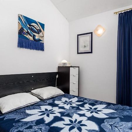 Rona Apartment Aurora Новаля Екстериор снимка