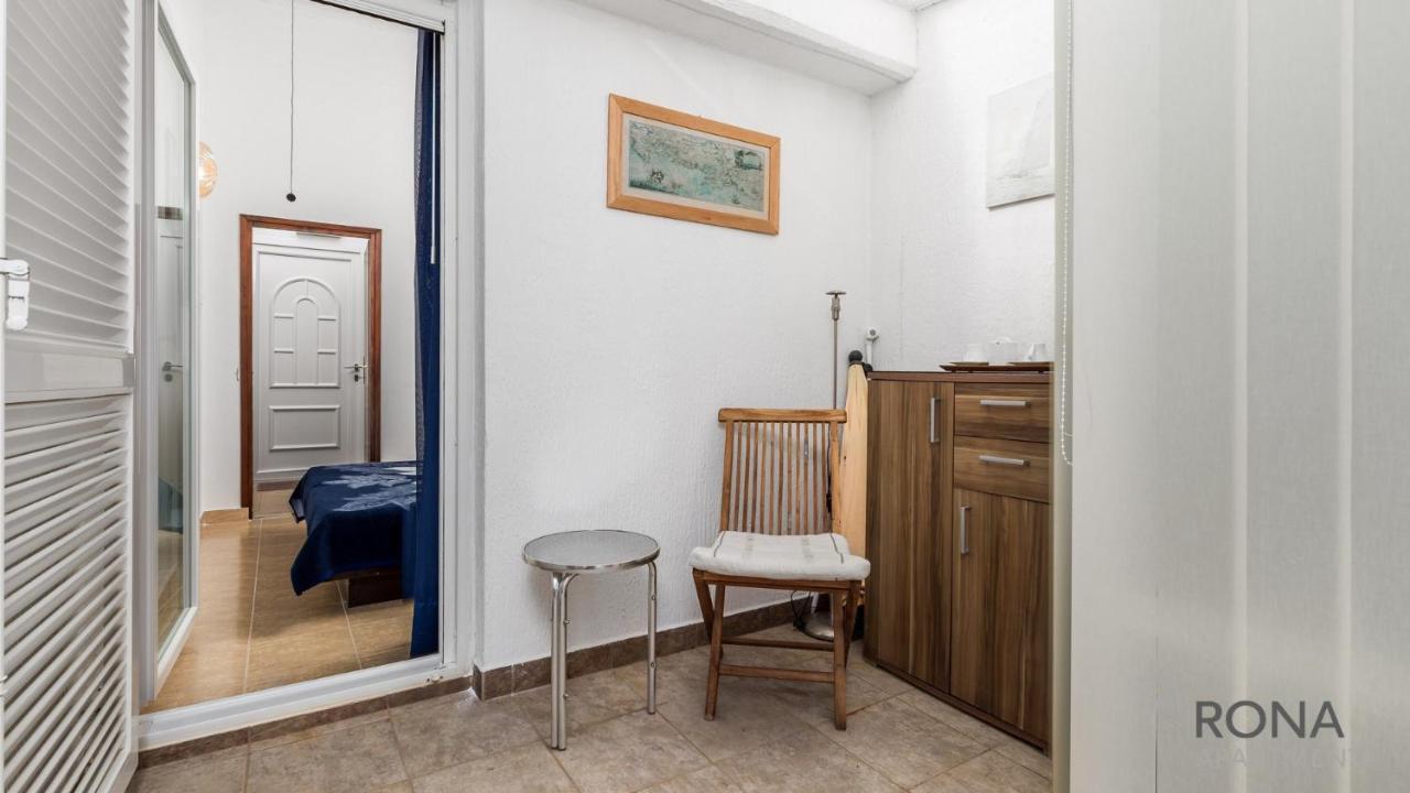 Rona Apartment Aurora Новаля Екстериор снимка